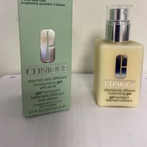 Clinique Moisturizing Gel